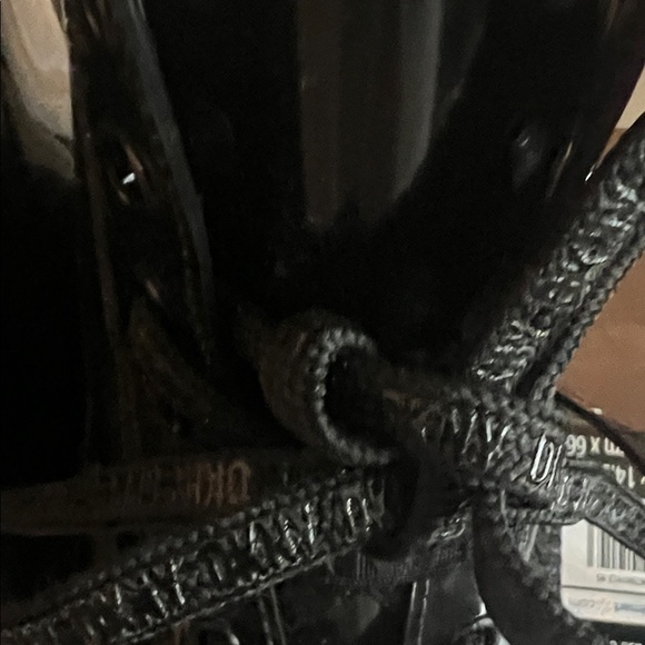 EUC DKNY Black Patent Leather Rain Lace-Up Boots Size 7 - Picture 7 of 10